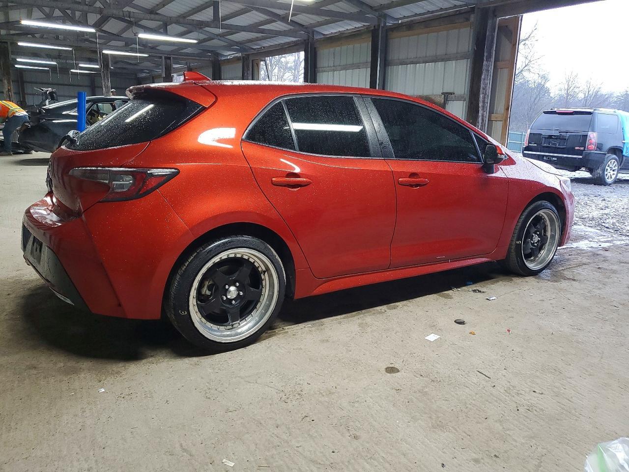 2020 Toyota Corolla Se - Фото 3