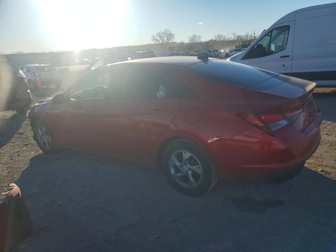 2021 Hyundai Elantra Se - Фото 2