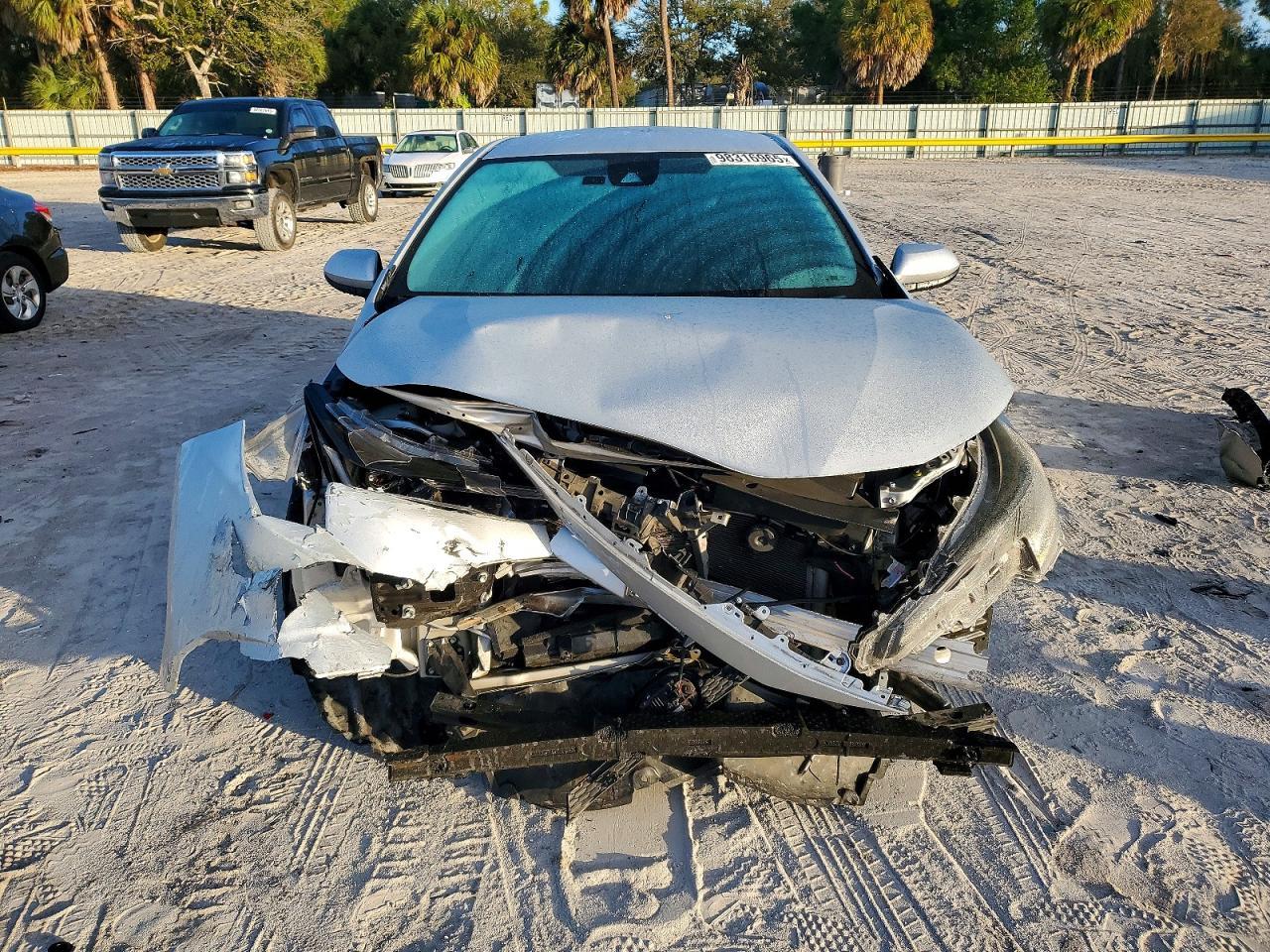 2020 Toyota Corolla Le - Image 5