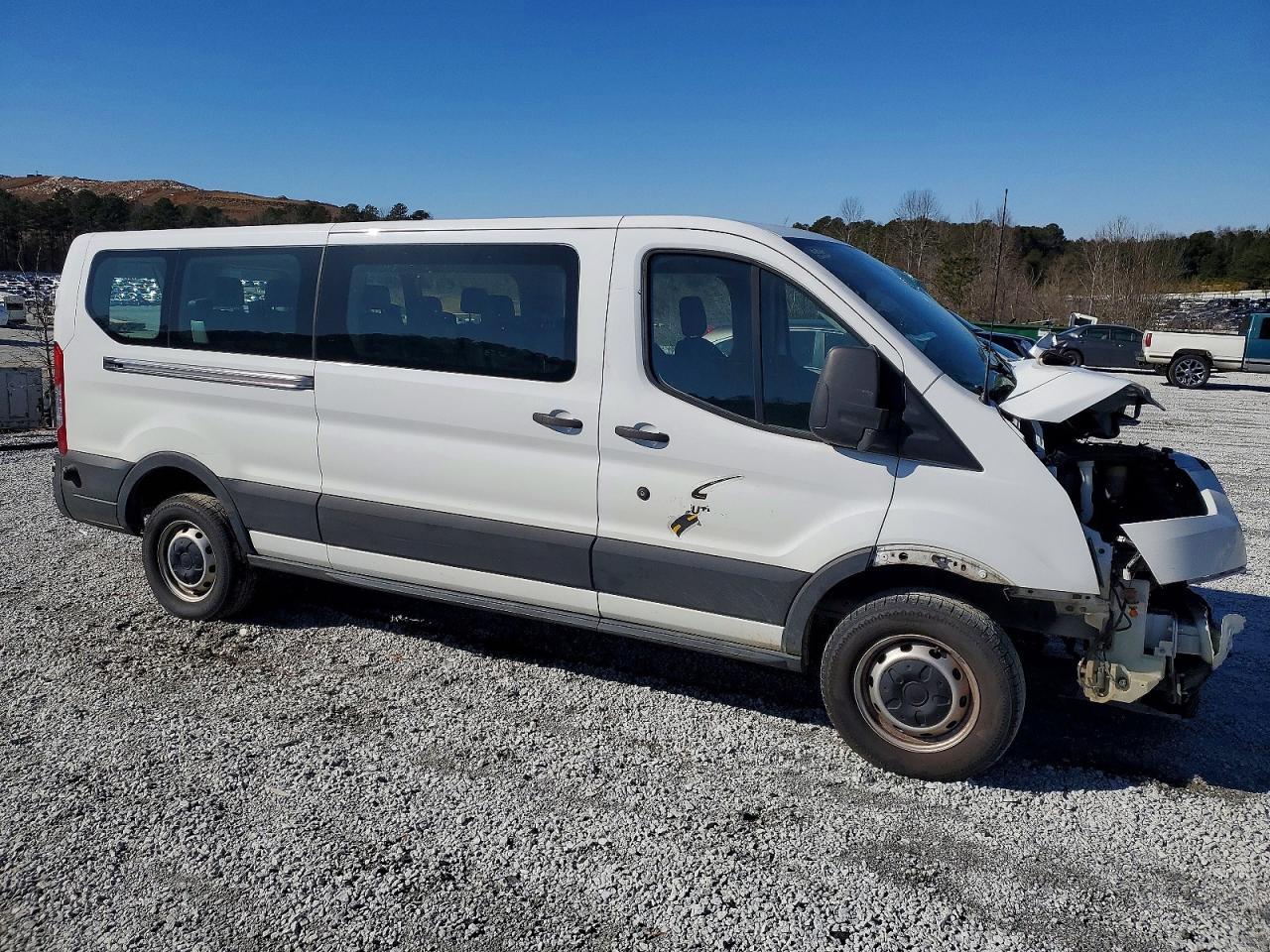 2019 Ford Transit T-350 - Image 4