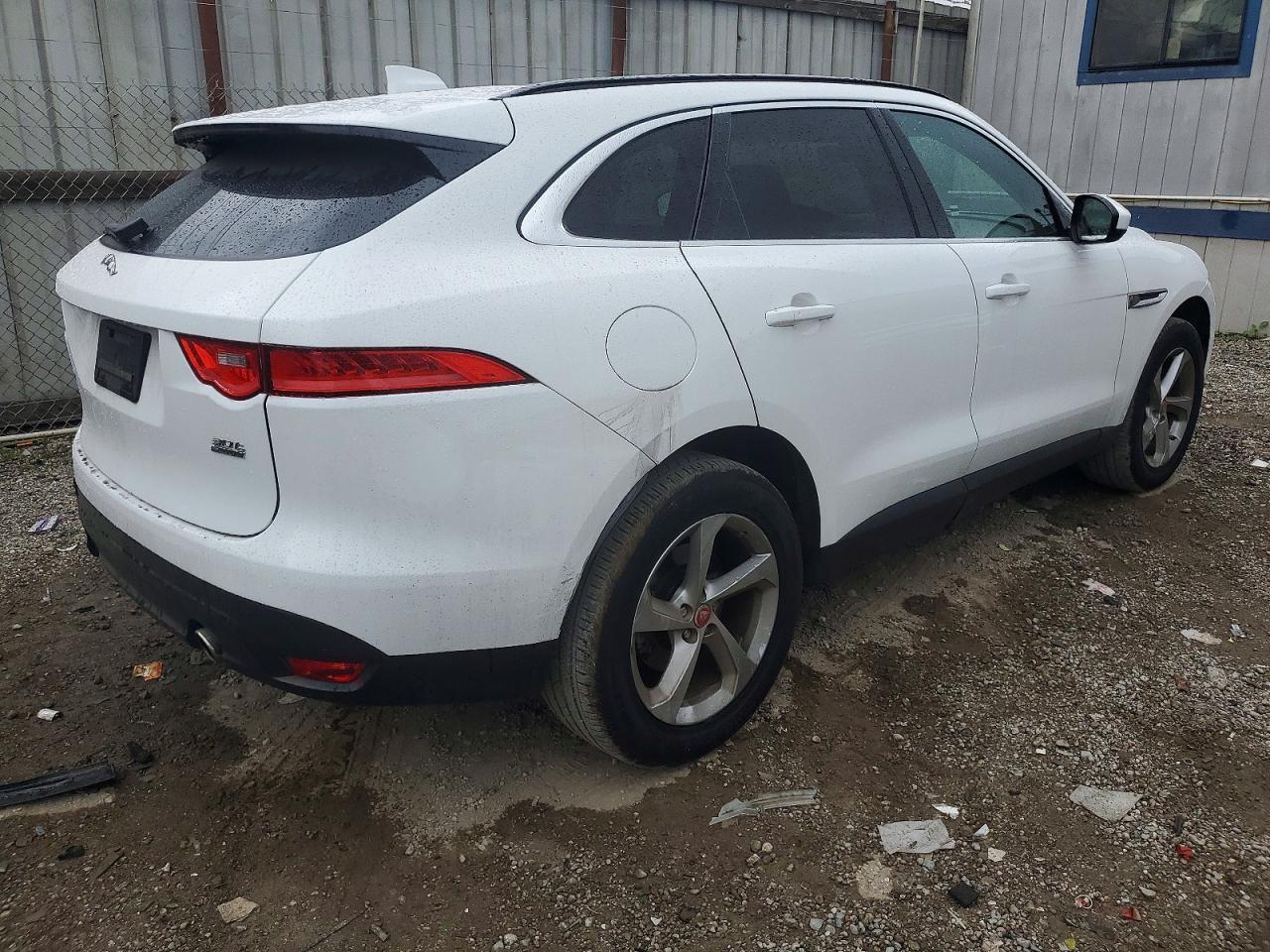 2019 Jaguar F-Pace Premium - Фото 3