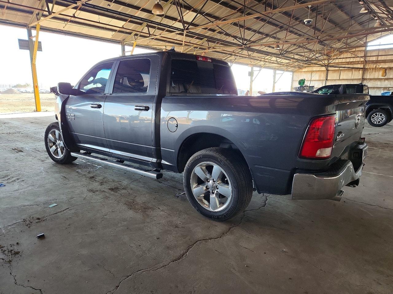 2019 Ram 1500 Classic Slt - Image 2