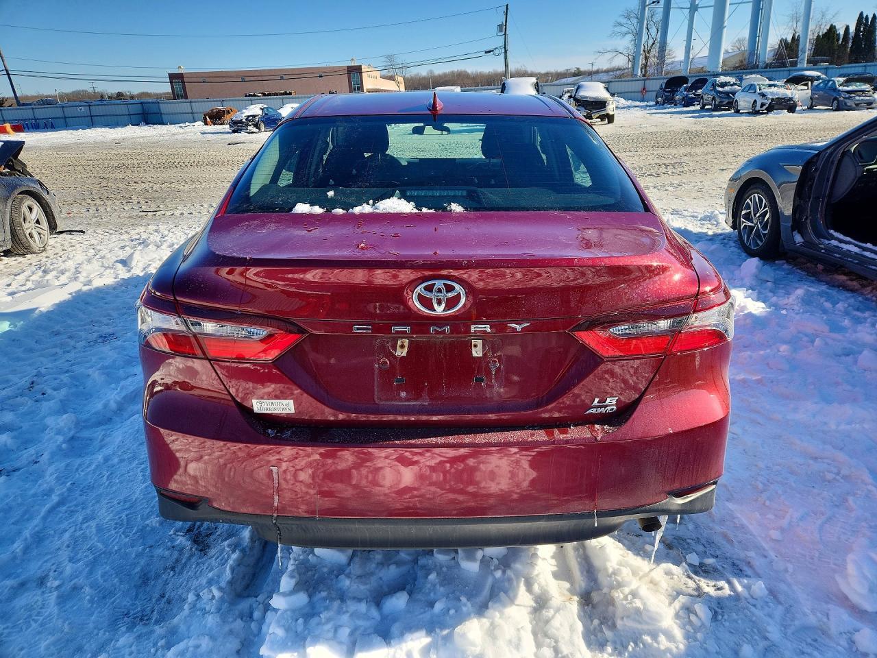 2021 Toyota Camry Le - Фото 6