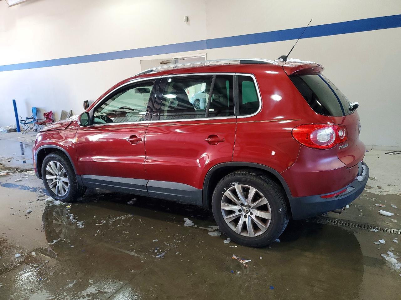 2009 Volkswagen Tiguan - Фото 2