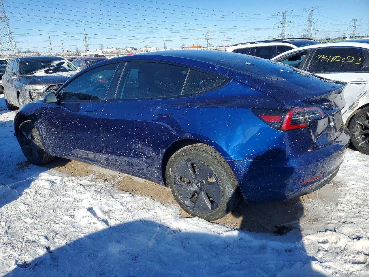 2022 Tesla Model 3 - Фото 2