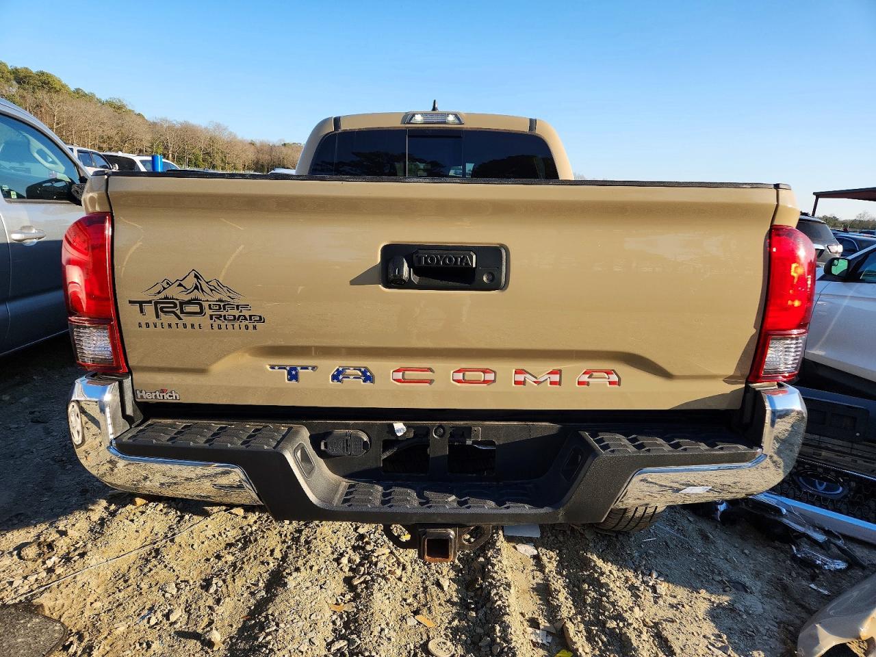 2018 Toyota Tacoma Double Cab - Фото 6