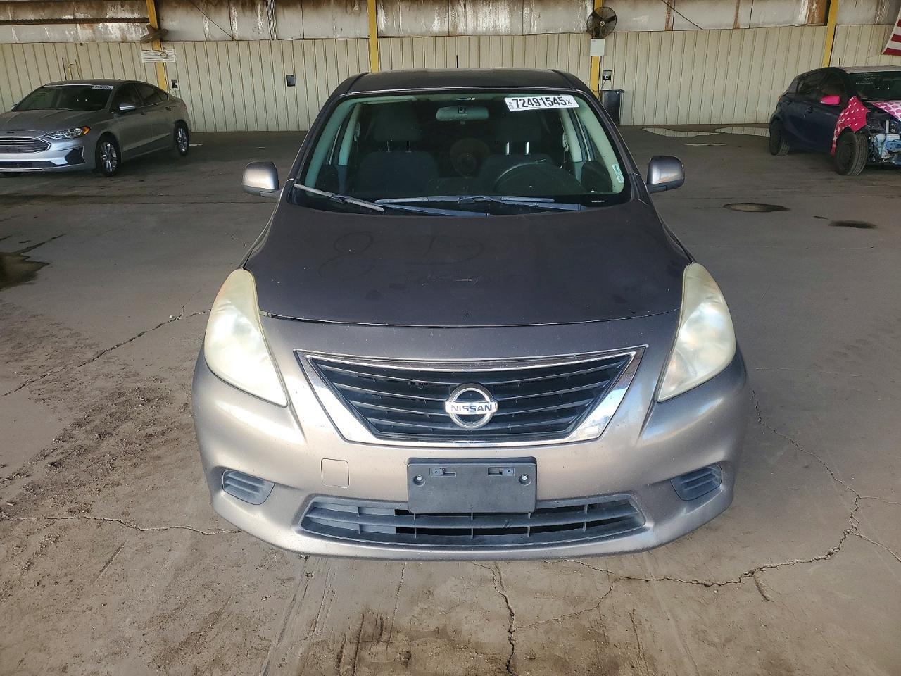 2013 Nissan Versa S - Фото 5