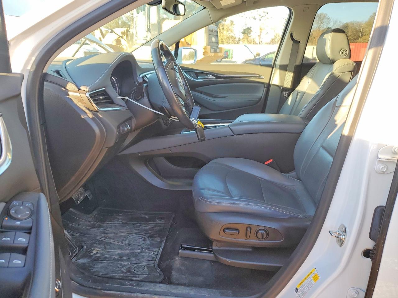 2018 Buick Enclave Essence - Image 7