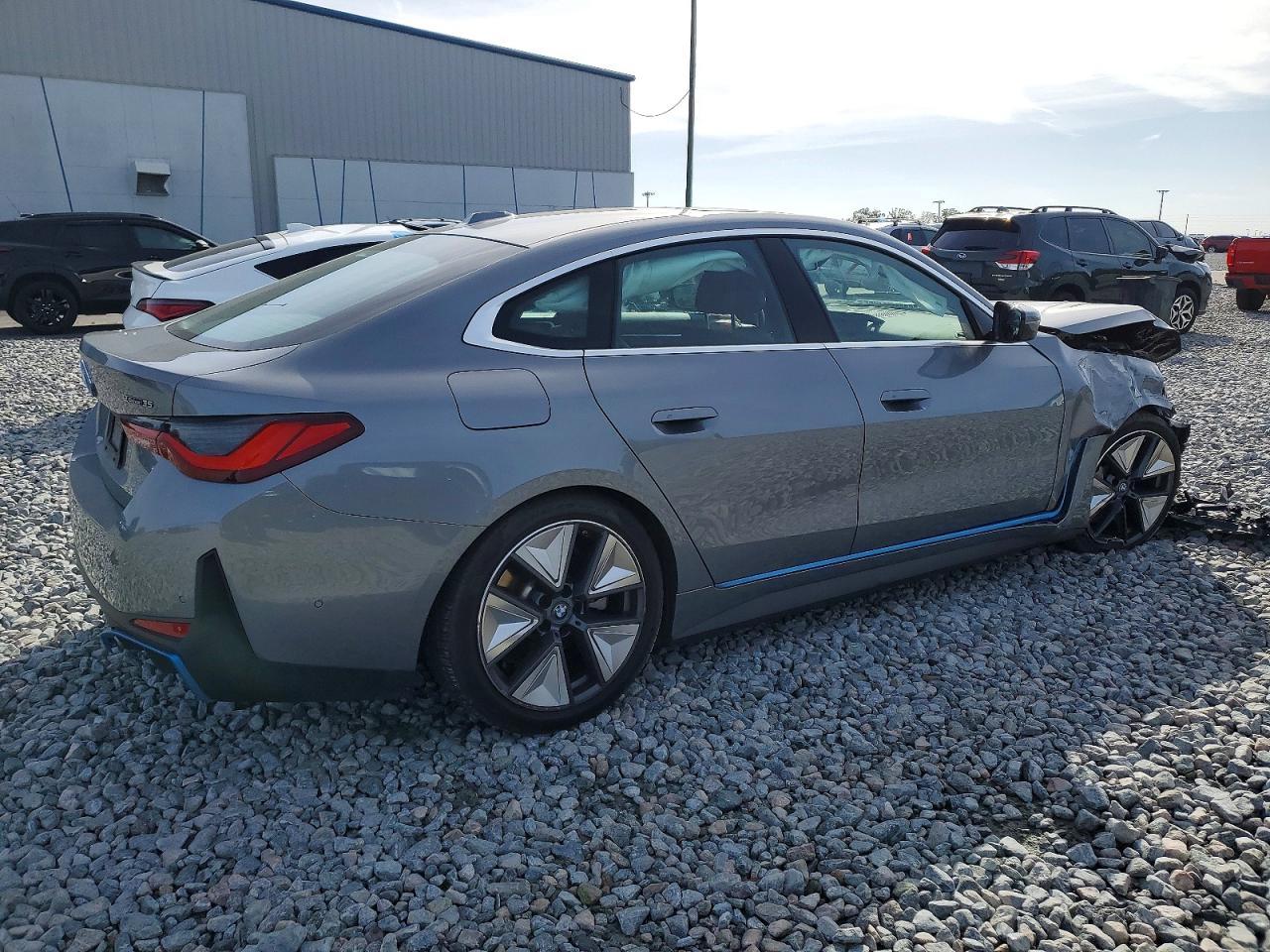 2023 BMW I4 Edrive 35 - Фото 3