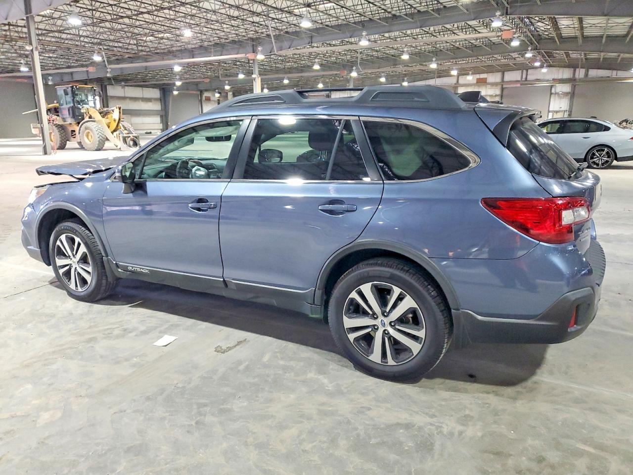 2018 Subaru Outback 2.5I Limited - Image 2
