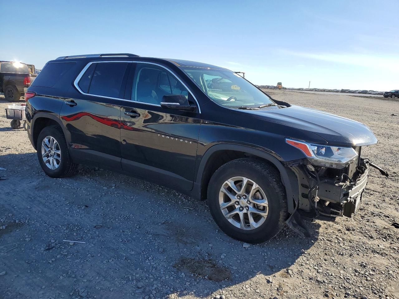 2018 Chevrolet Traverse Lt - Image 4