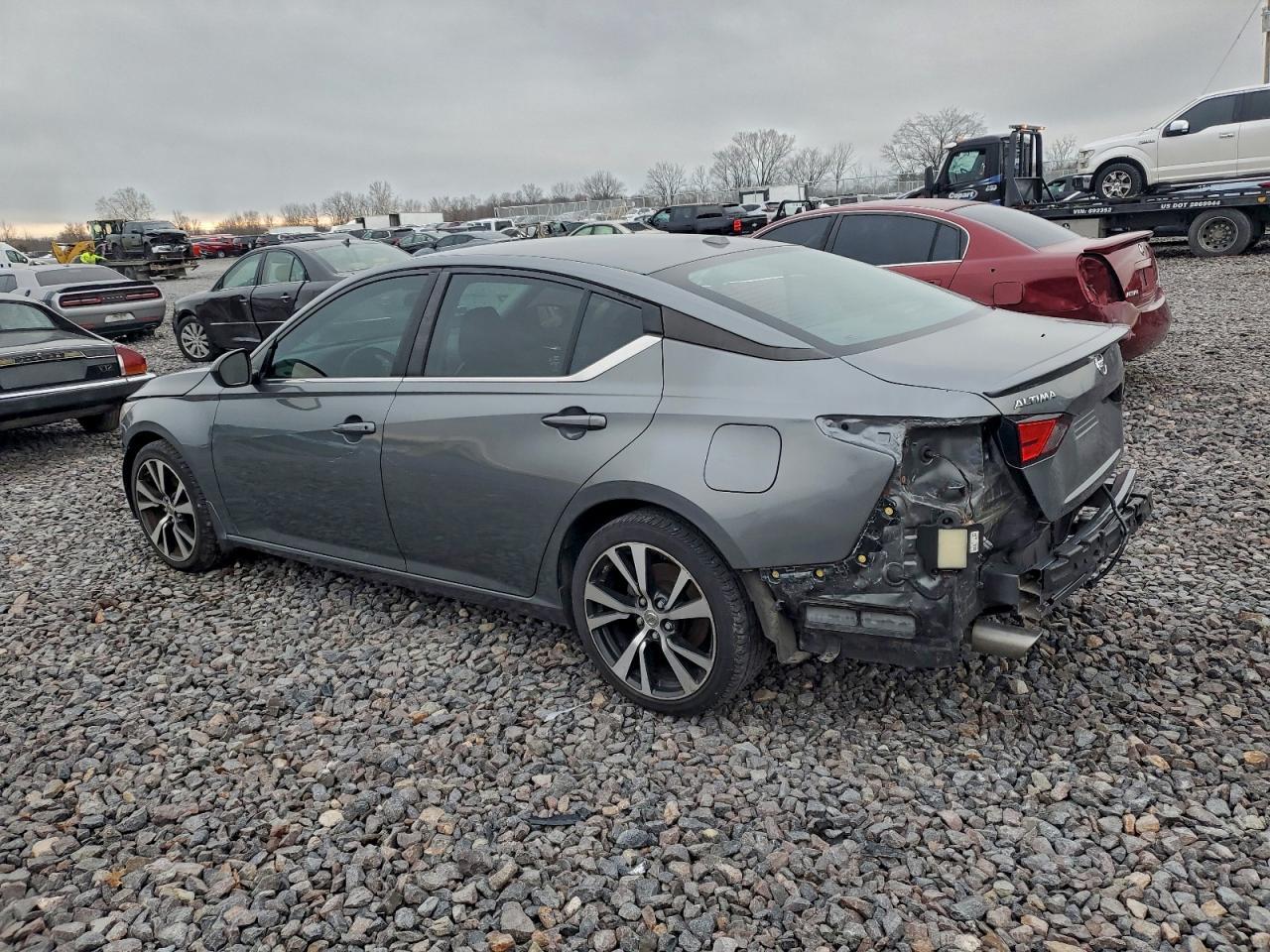 2020 Nissan Altima Sr - Фото 2