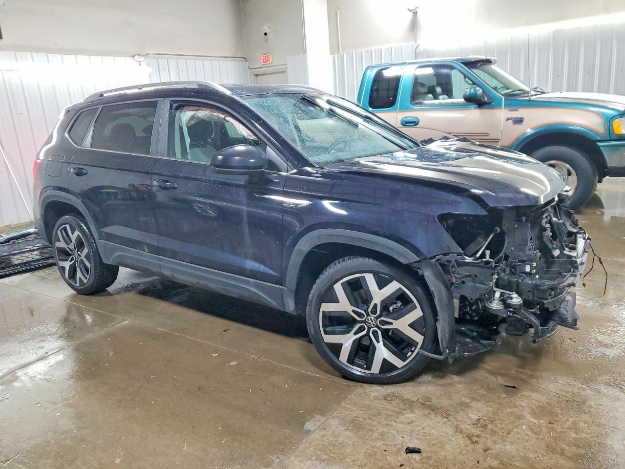 2022 Volkswagen Taos Sel - Фото 4
