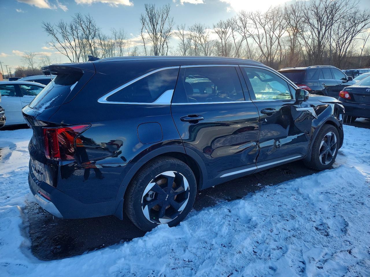 2025 Kia Sorento Sx Prestige - Фото 3