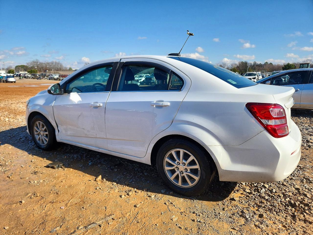 2018 Chevrolet Sonic Lt - Image 2