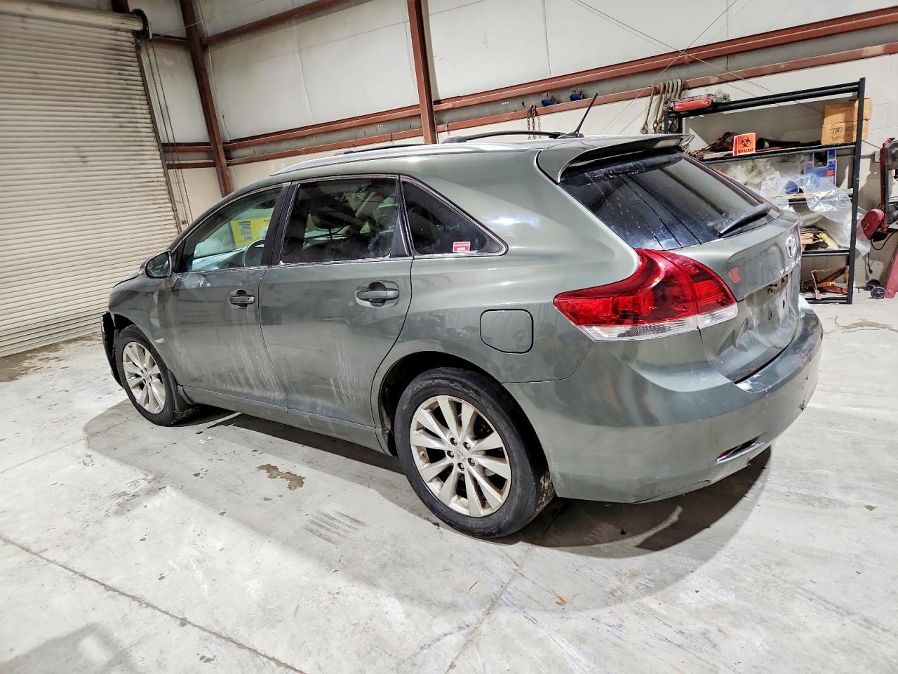 2013 Toyota Venza Le - Фото 2