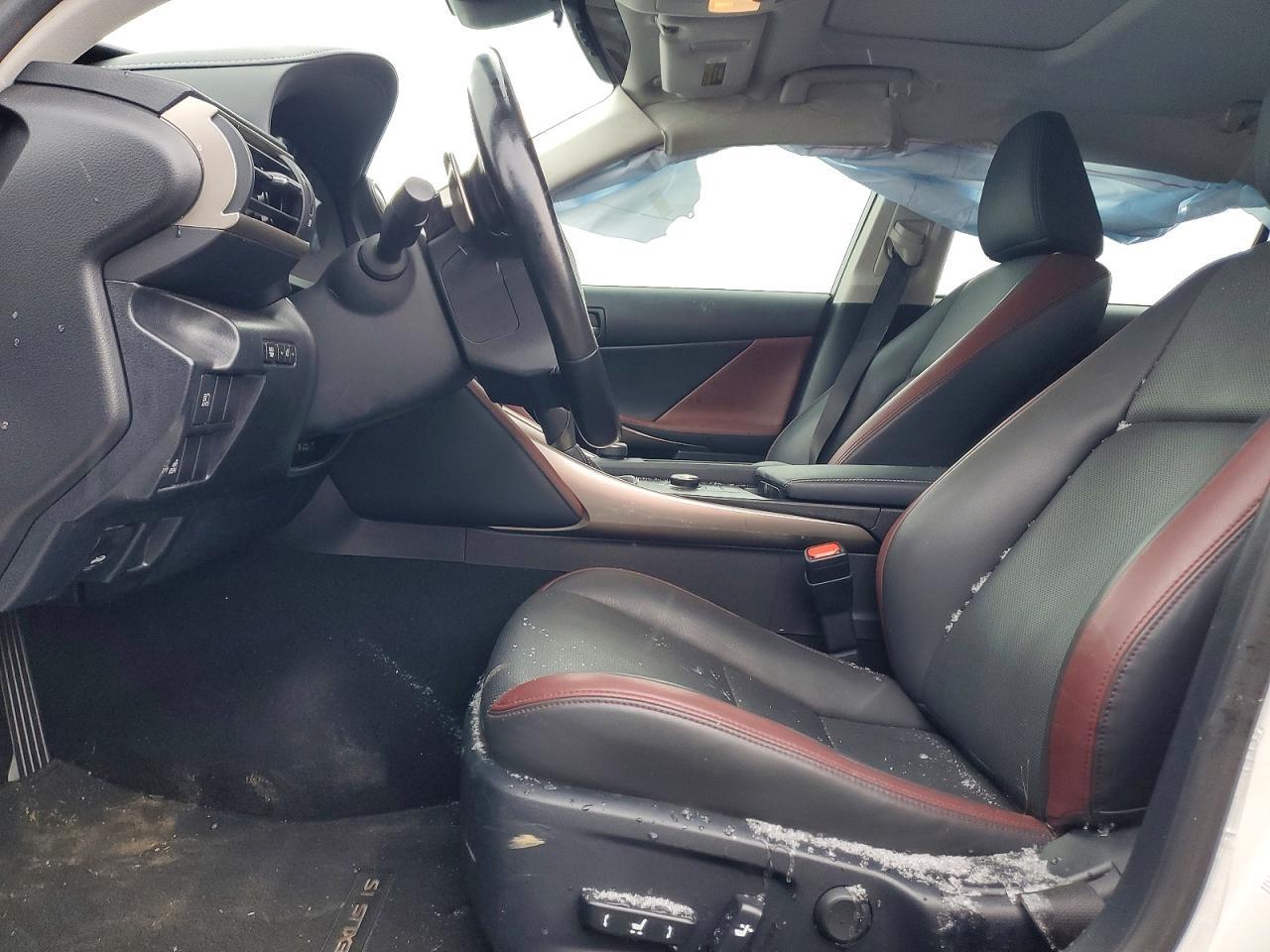 2017 Lexus Is 300 - Фото 7