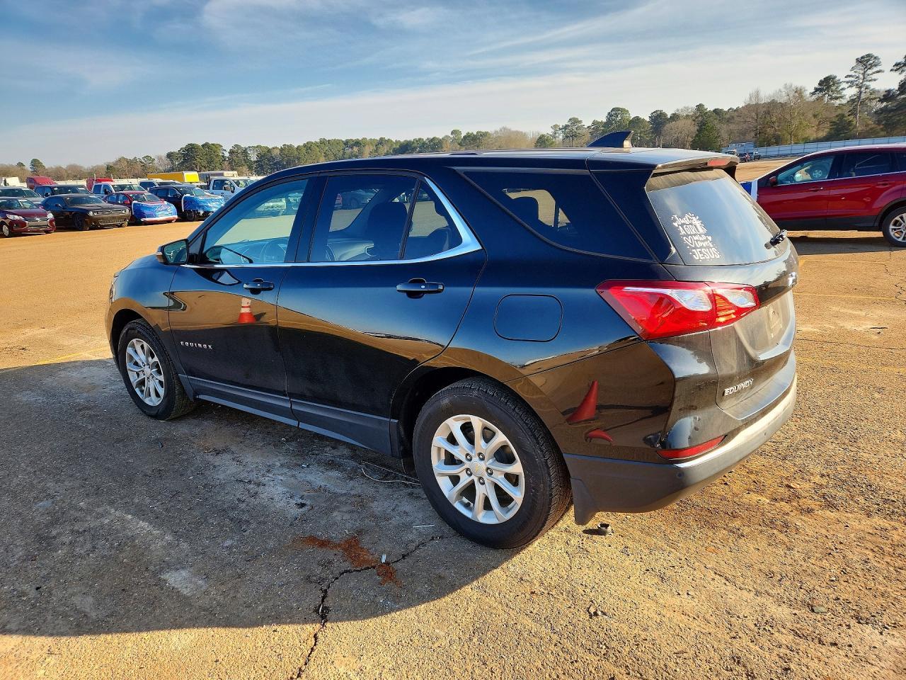 2019 Chevrolet Equinox Lt - Image 2