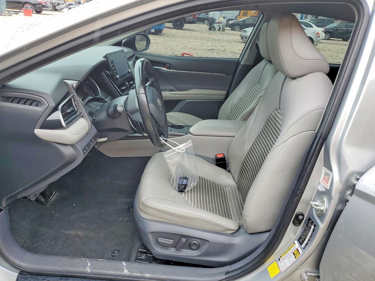 2021 Toyota Camry Se - Image 7