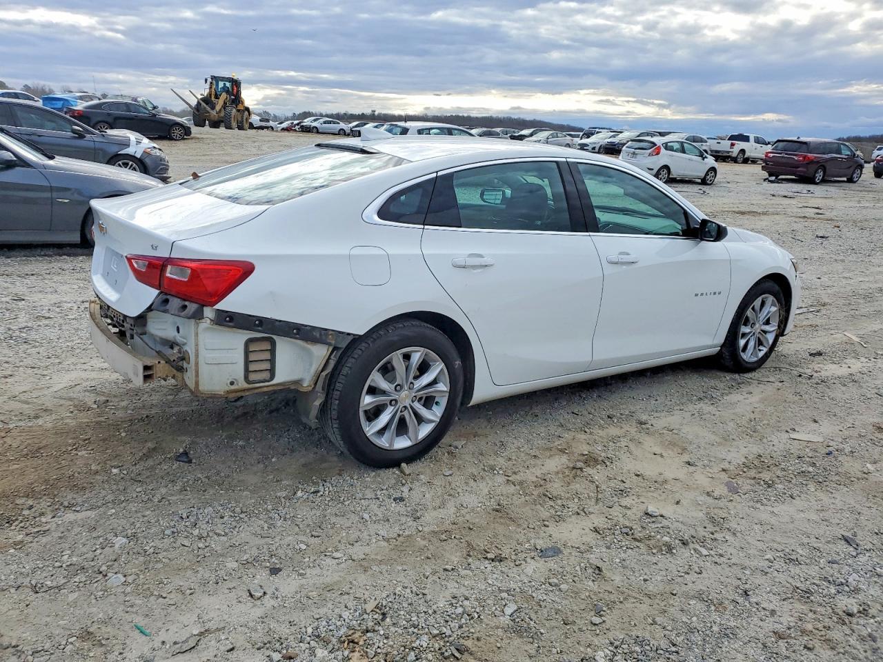 2023 Chevrolet Malibu Lt - Фото 3