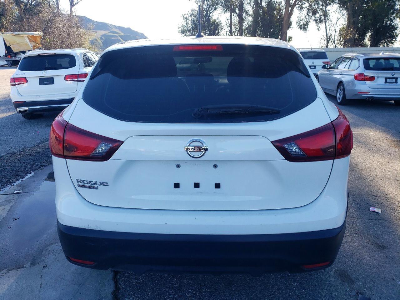 2019 Nissan Rogue Sport S - Фото 6