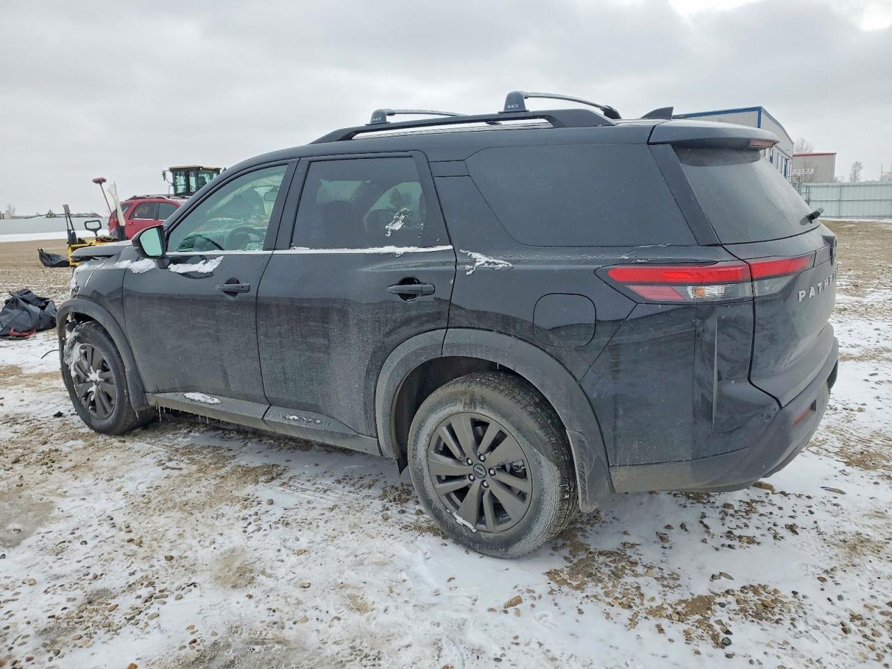 2025 Nissan Pathfinder Sv - Фото 2