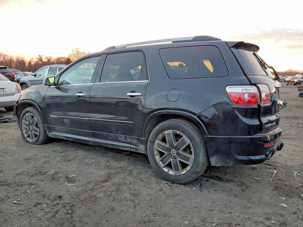 2011 GMC Acadia Denali - Image 2
