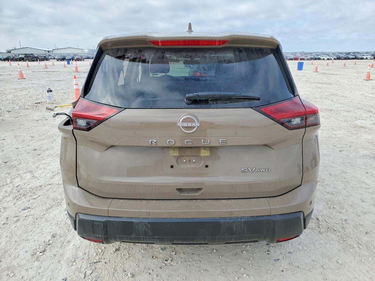 2024 Nissan Rogue Sv - Image 6