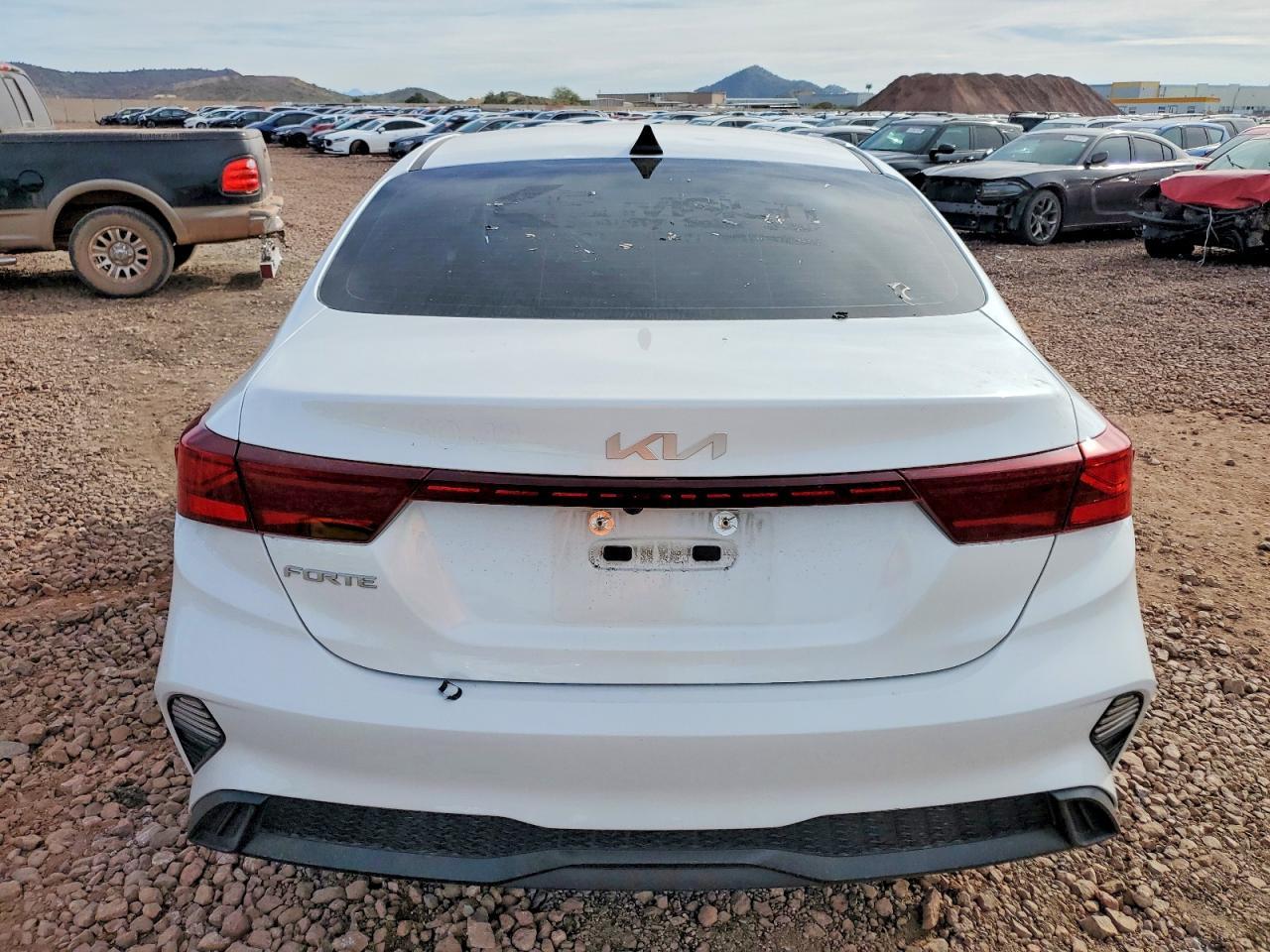 2023 Kia Forte Lx - Фото 6