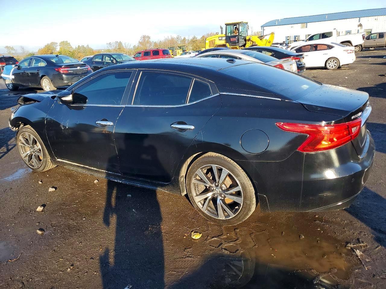 2017 Nissan Maxima 3.5S - Image 2