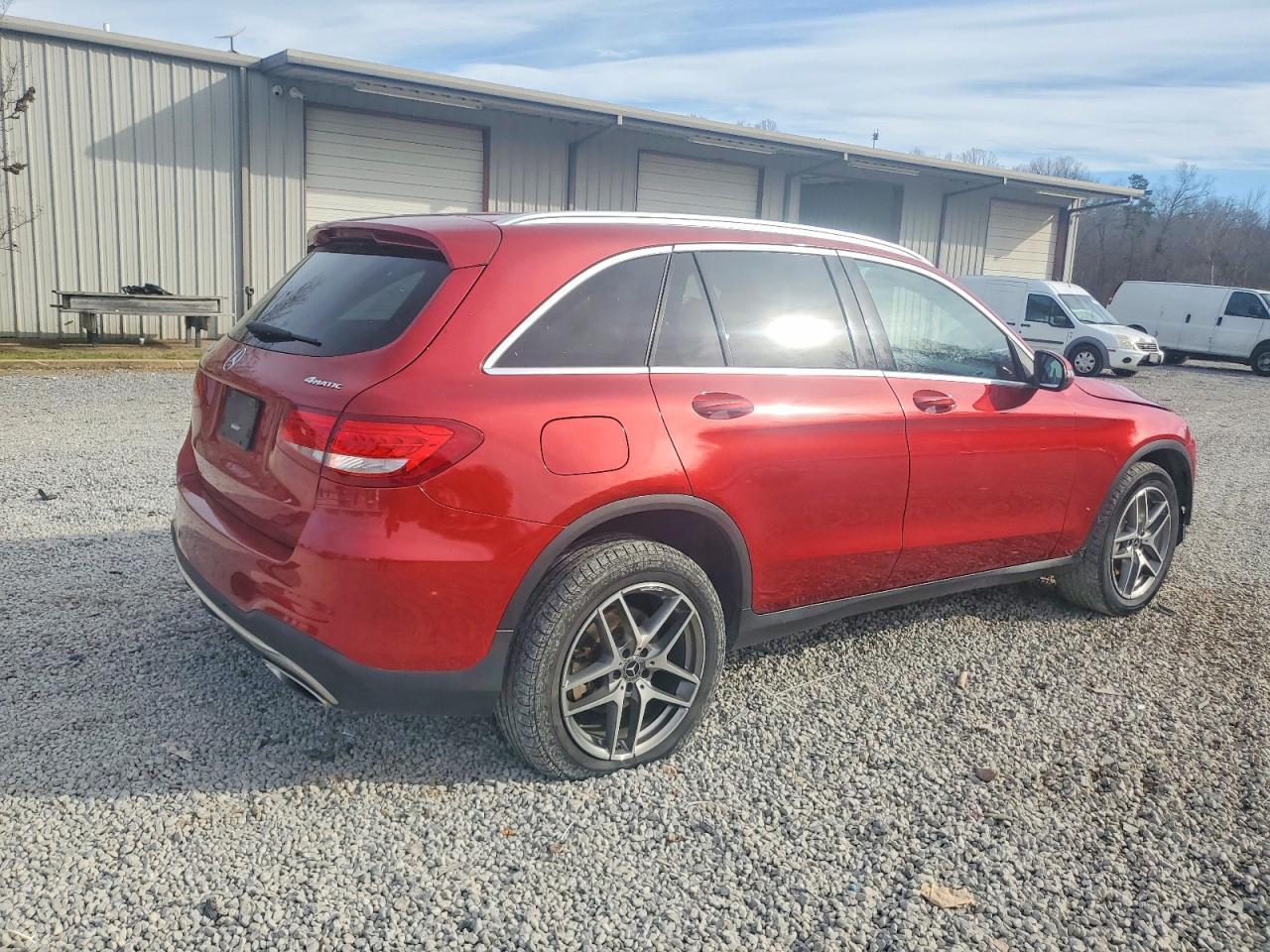2017 Mercedes-Benz Glc 300 4Matic - Фото 3