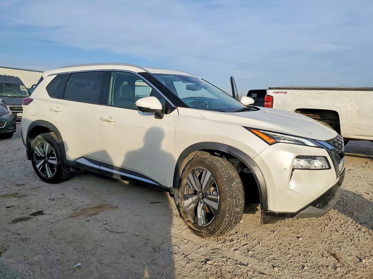 2021 Nissan Rogue Sl - Image 4