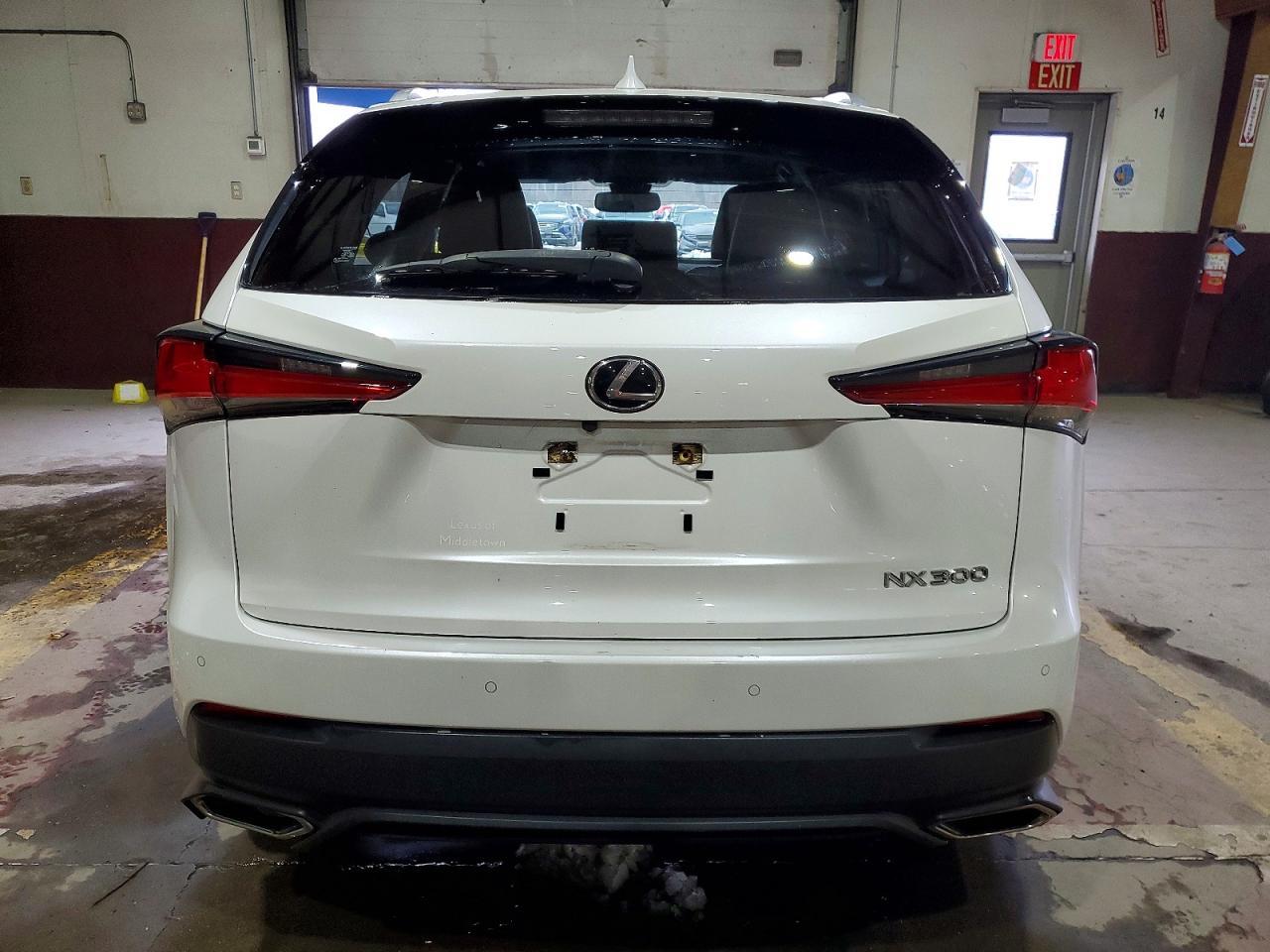 2020 Lexus Nx 300 - Image 6