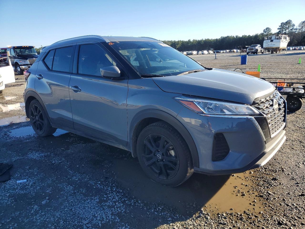 2024 Niss Kicks - Image 4