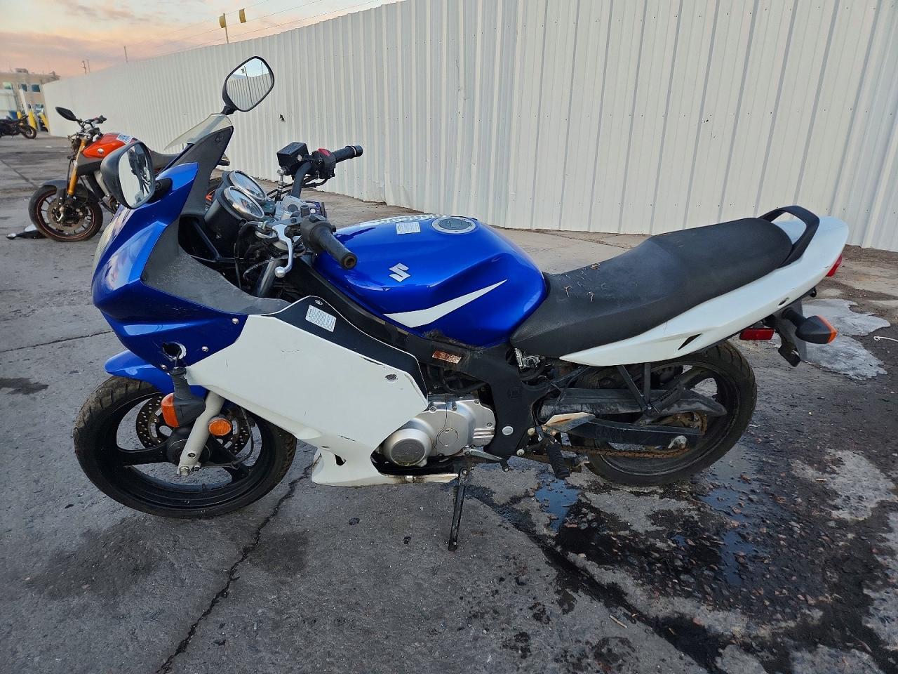 2009 Suzuki Gs500 - Фото 3