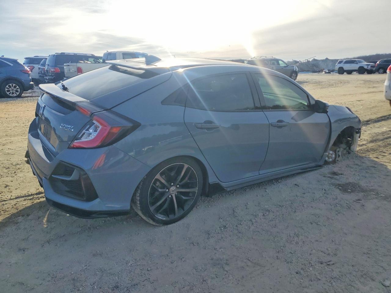 2021 Honda Civic Sport Touring - Image 3
