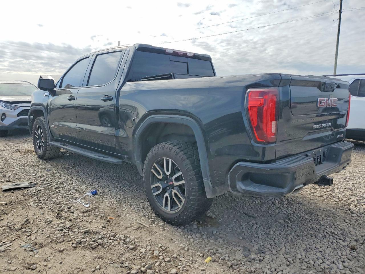2024 GMC Sierra K1500 At4 - Image 2