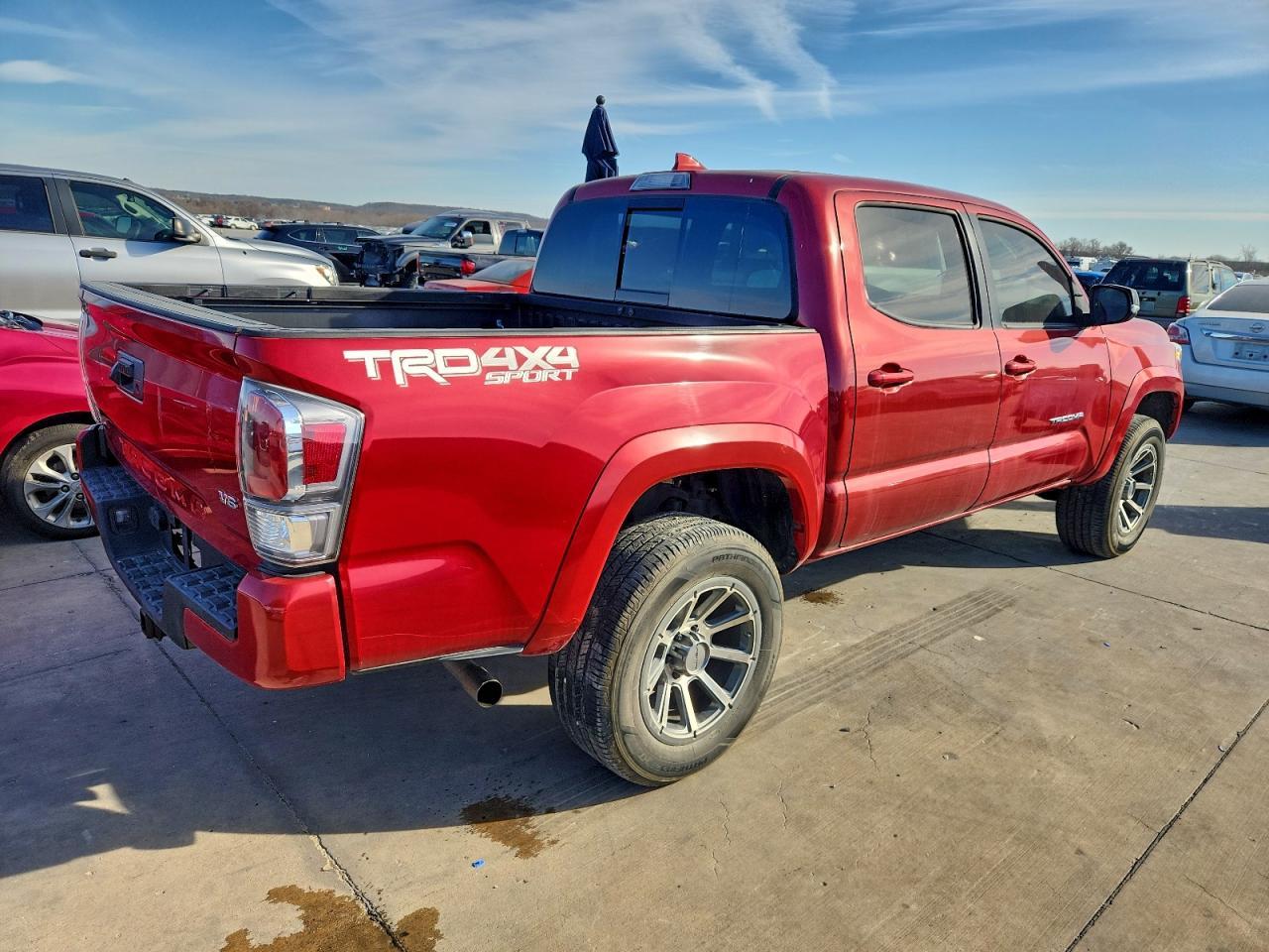 2020 Toyota Tacoma Double Cab - Фото 3