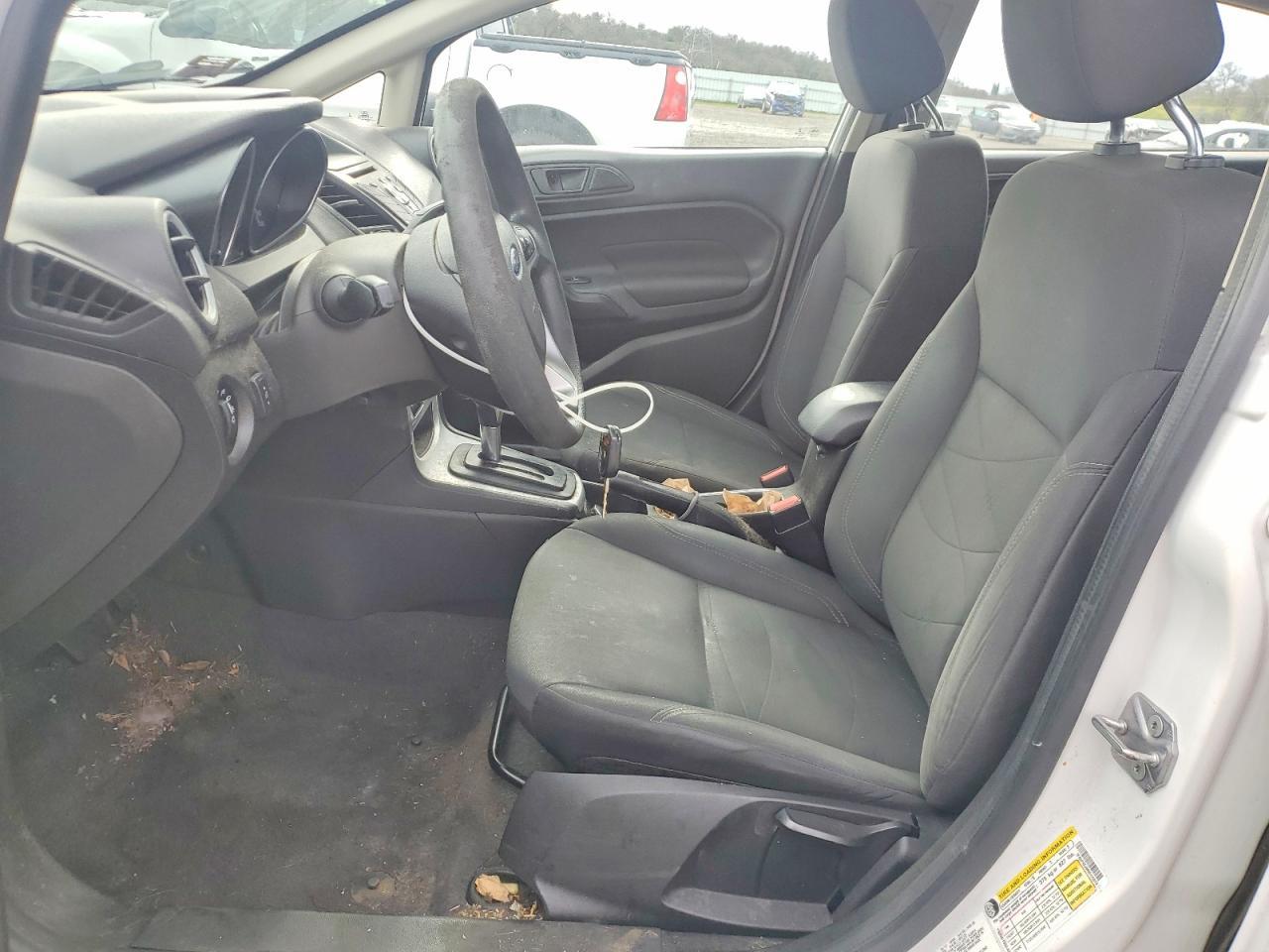 2019 Ford Fiesta Se - Фото 7