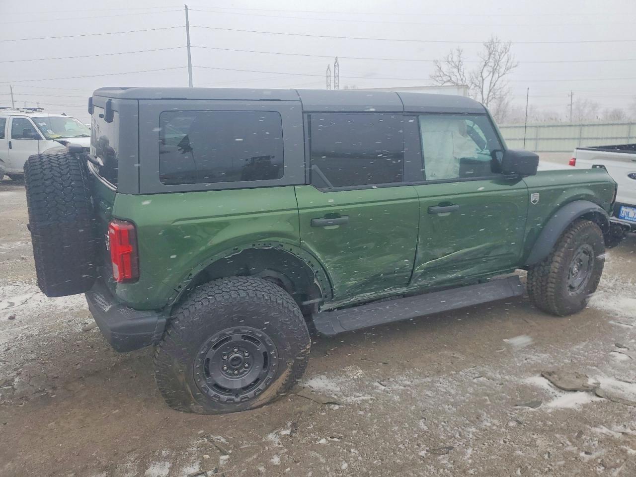 2025 Ford Bronco Big Bend - Image 3