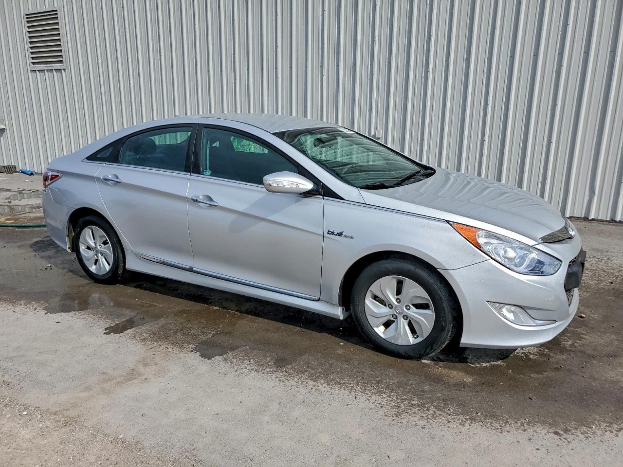 2015 Hyundai Sonata Hybrid - Фото 4