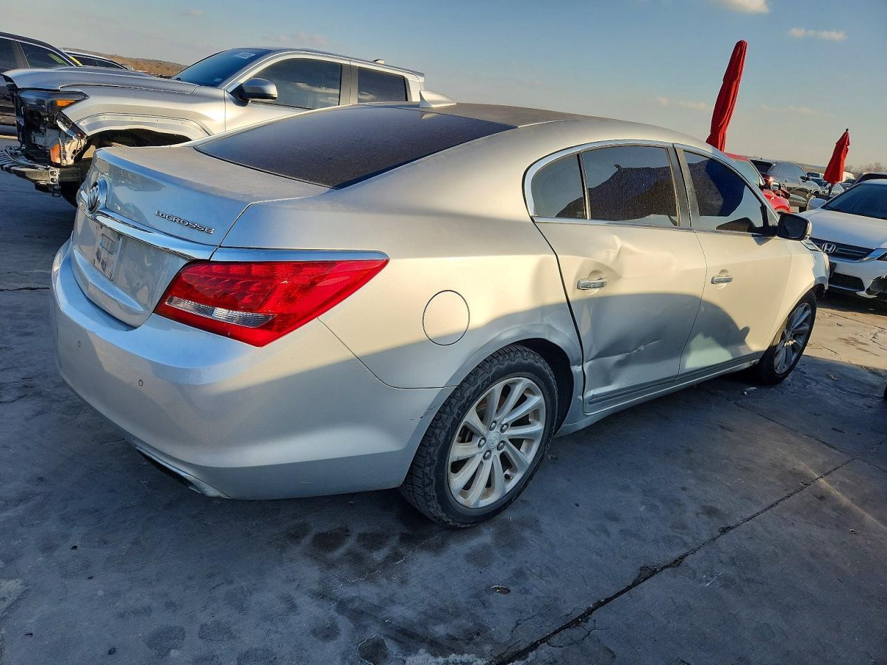 2016 Buick Lacrosse - Image 3