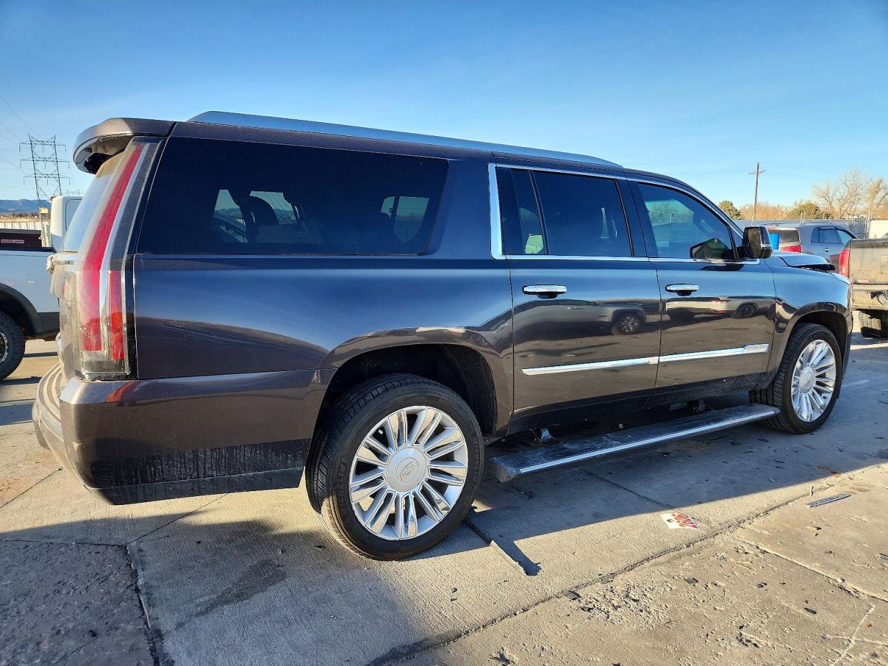 2016 Cadillac Escalade Esv Platinum - Фото 3