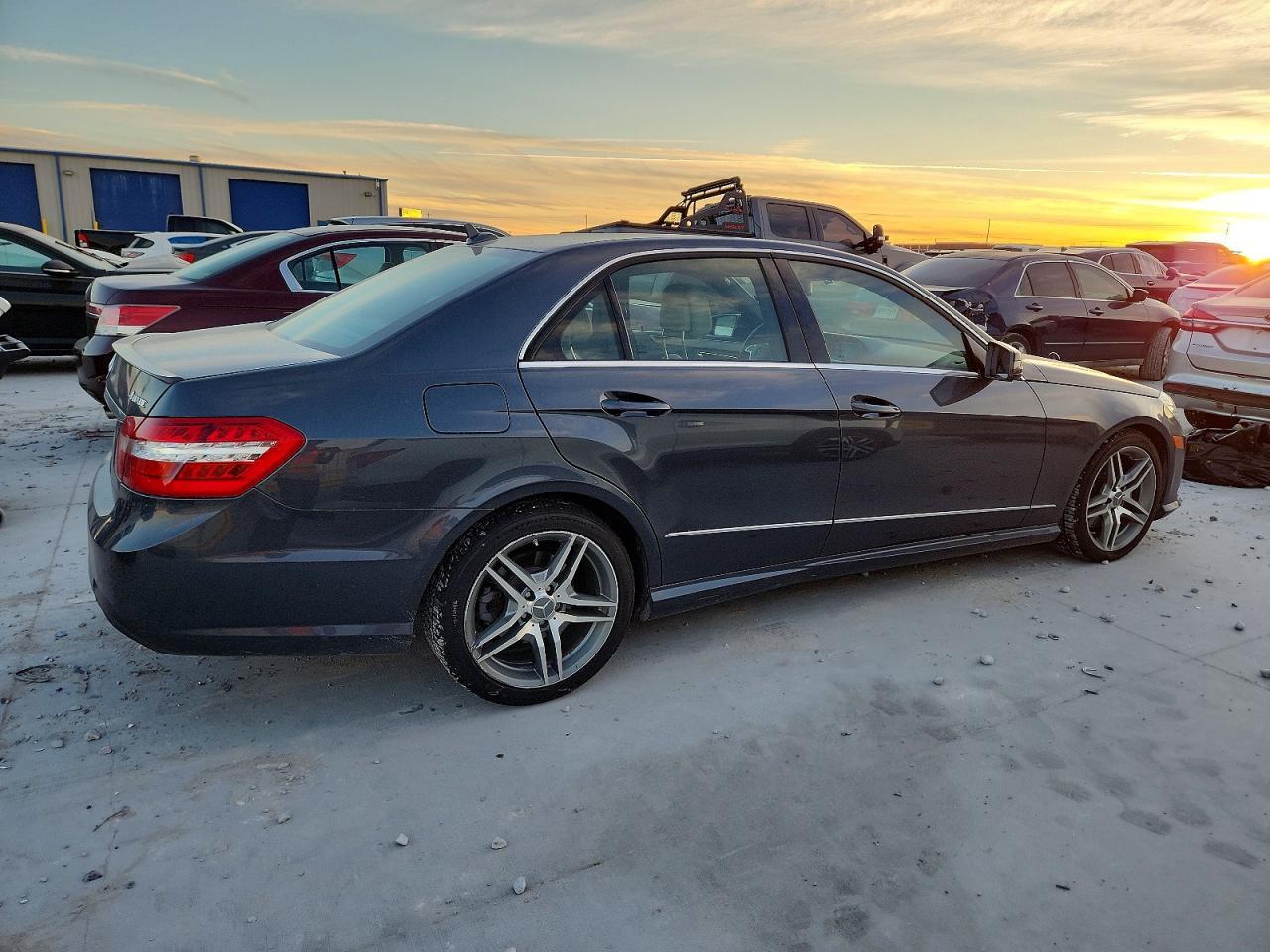 2013 Mercedes-Benz E 350 4Matic - Фото 3