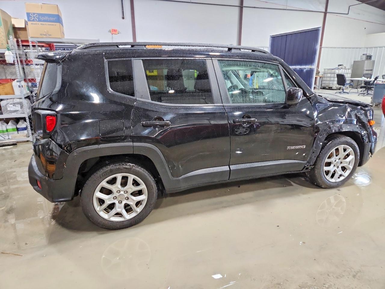 2019 Jeep Renegade Latitude - Image 3