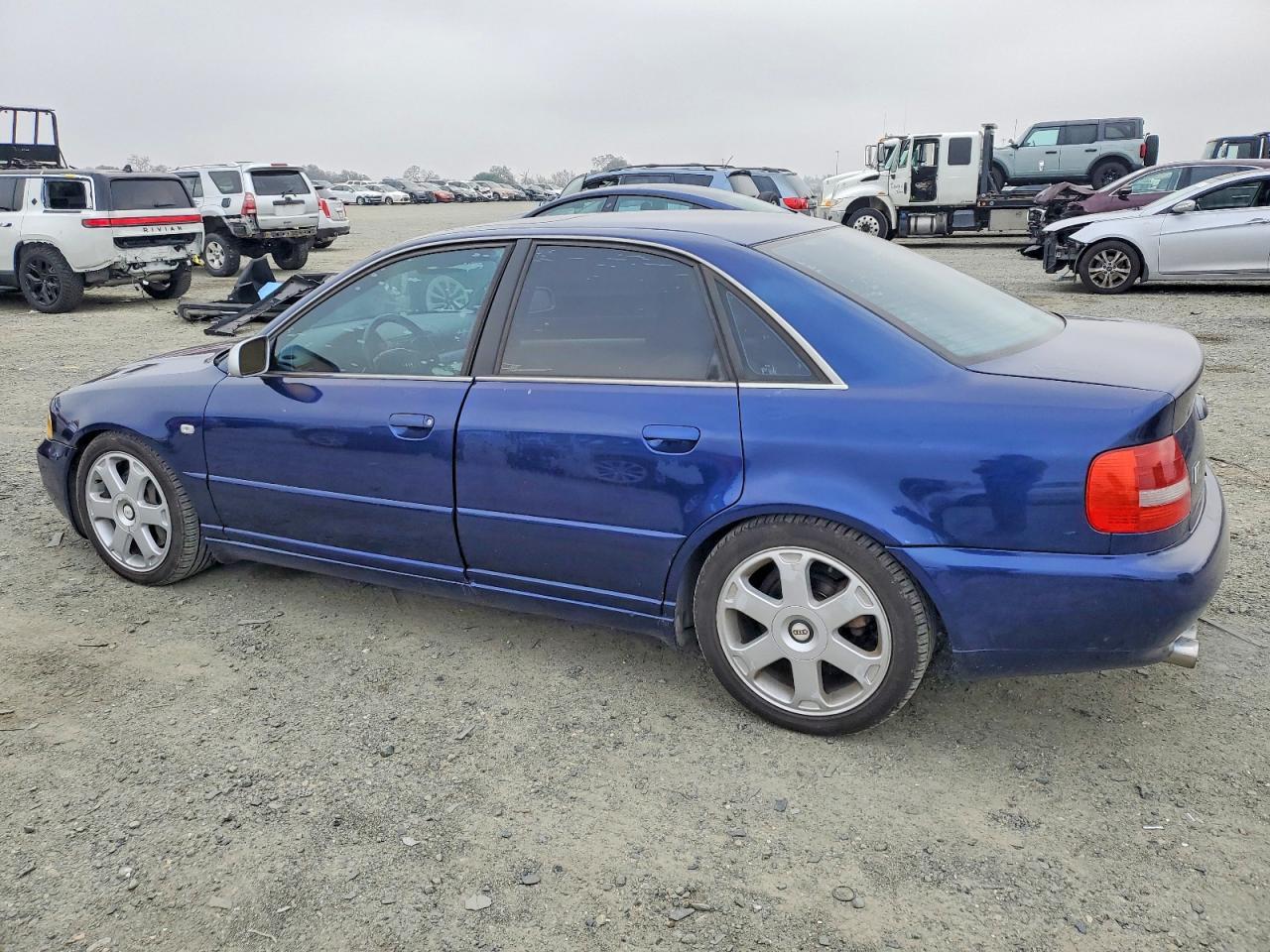 2000 Audi S4 2.7 Quattro - Image 2