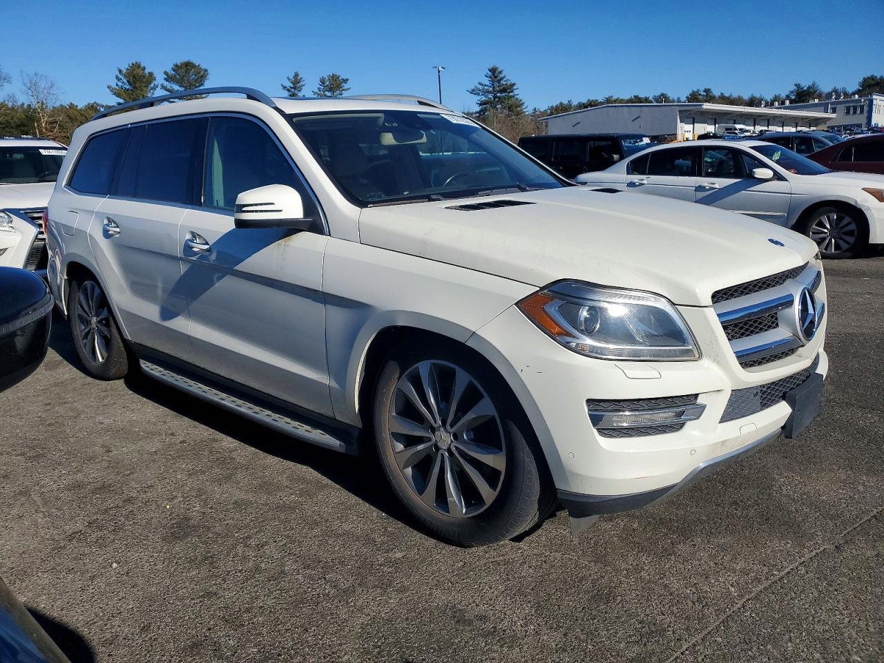 2013 Mercedes-Benz Gl 450 4Matic - Image 4