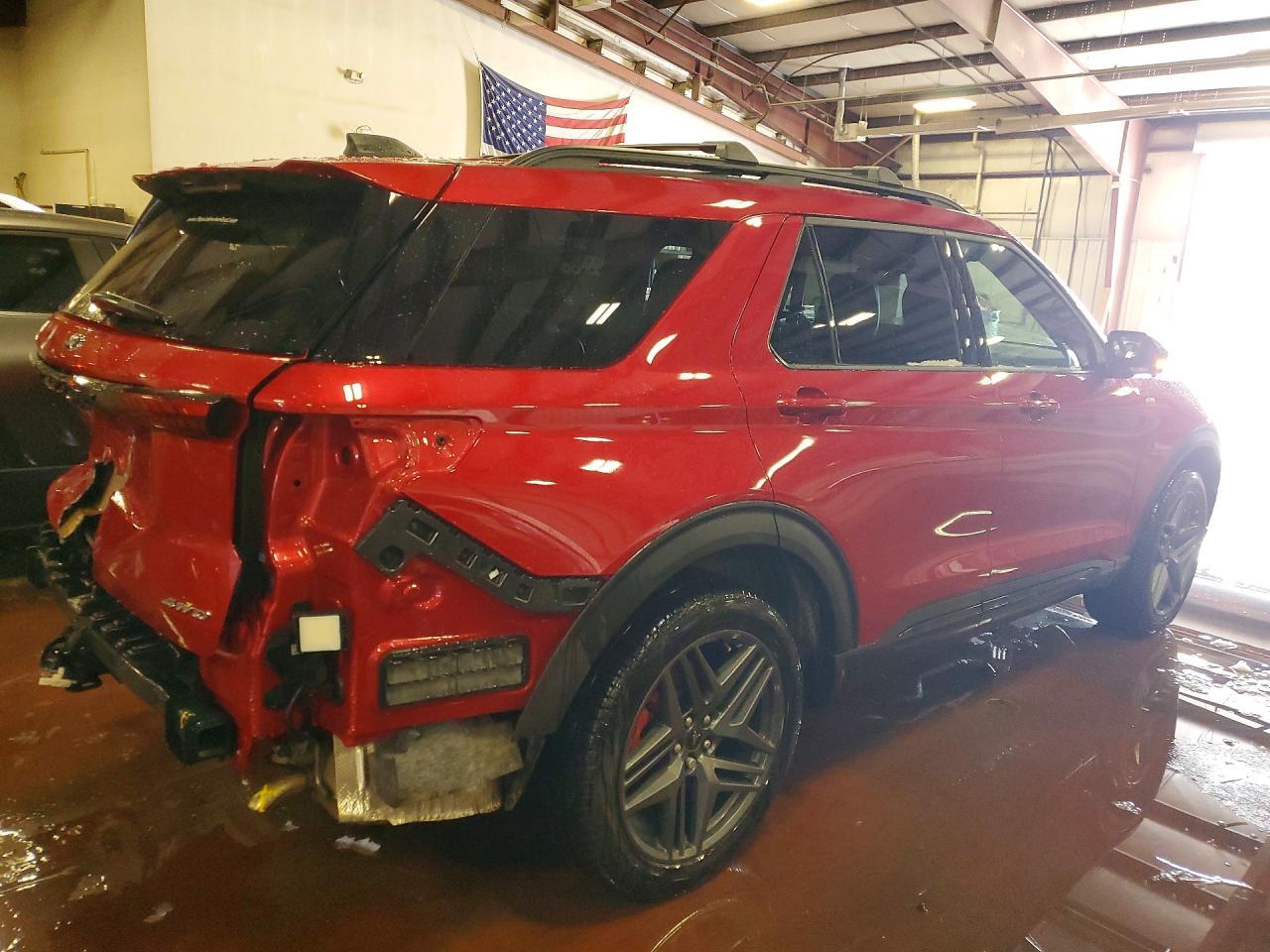 2025 Ford Explorer St-Line - Фото 3