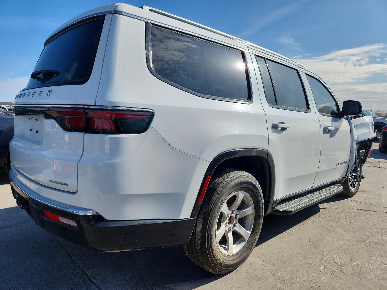 2023 Jeep Wagoneer Series Ii - Image 3