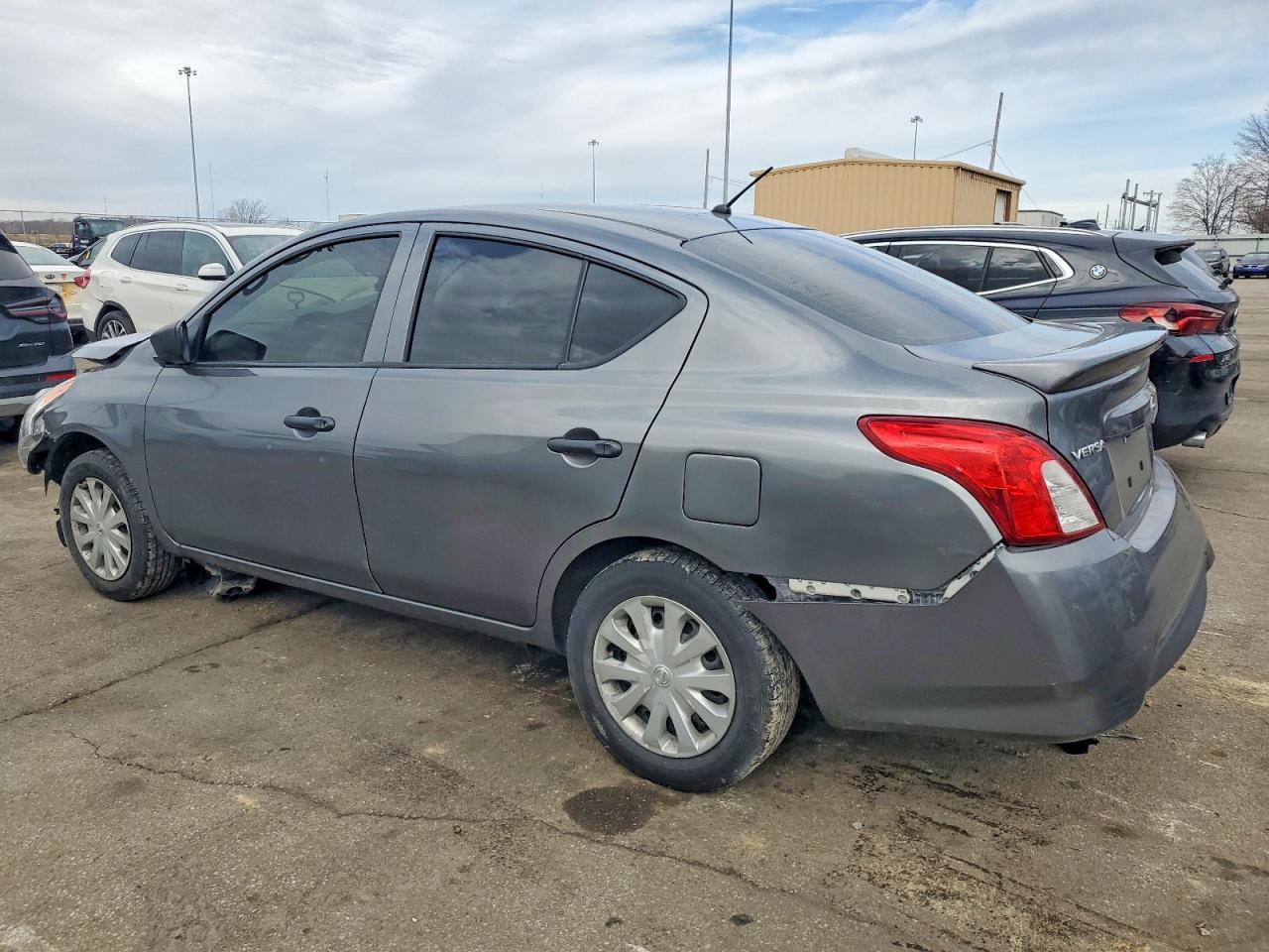 2019 Nissan Versa S - Image 2